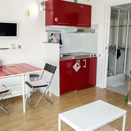 Apartment Le Clos Des Lavandes-1 By Interhome Bandol