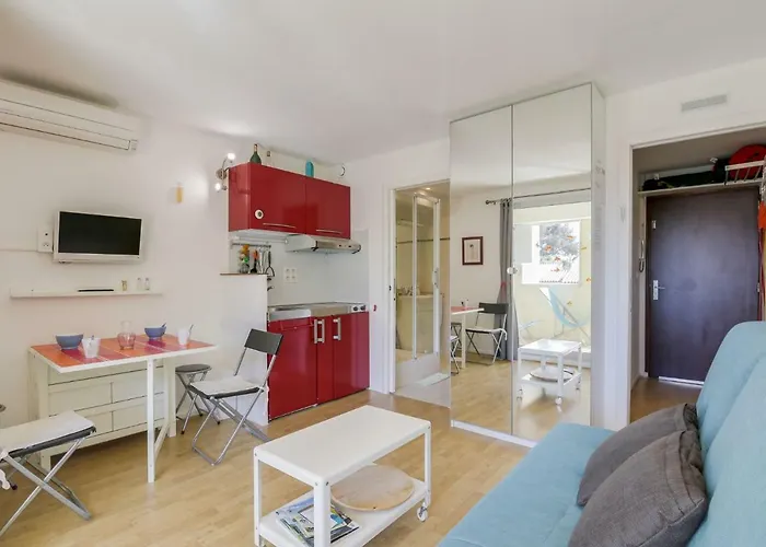 Le Clos Des Lavandes-1 By Interhome *
