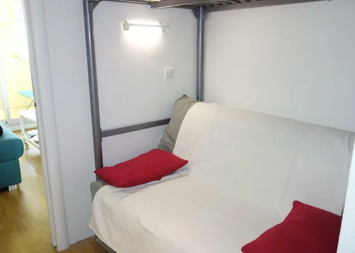 Appartement Le Clos Des Lavandes-1 By Interhome *